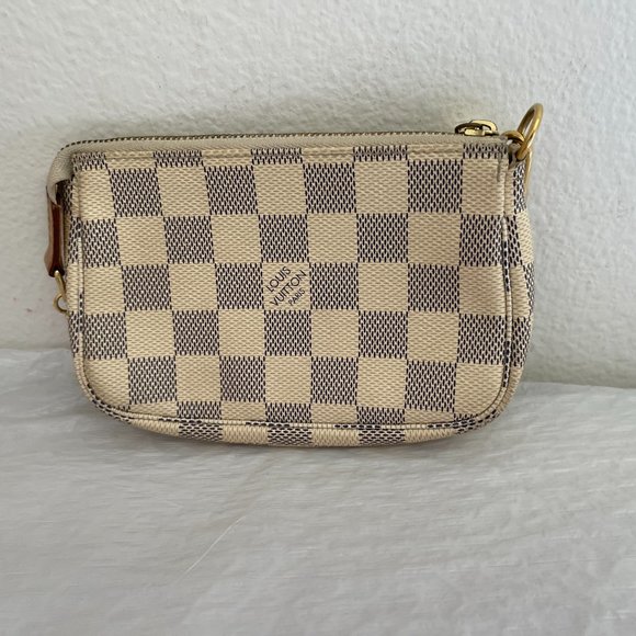 LOUIS VUITTON Damier Azur Mini Pochette Accessoires White - Picture 4 of 15